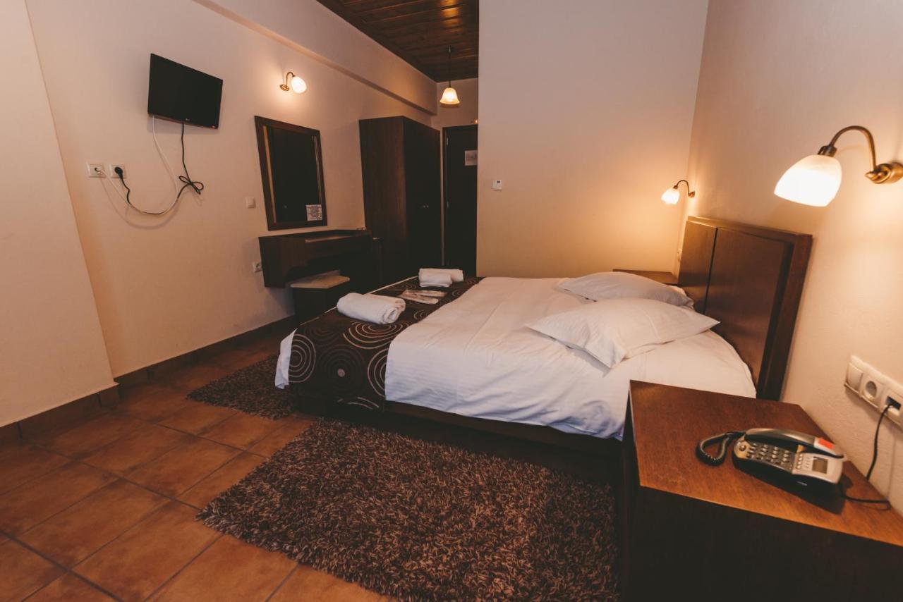 Thea Mainalou Hotell Vytina Exteriör bild